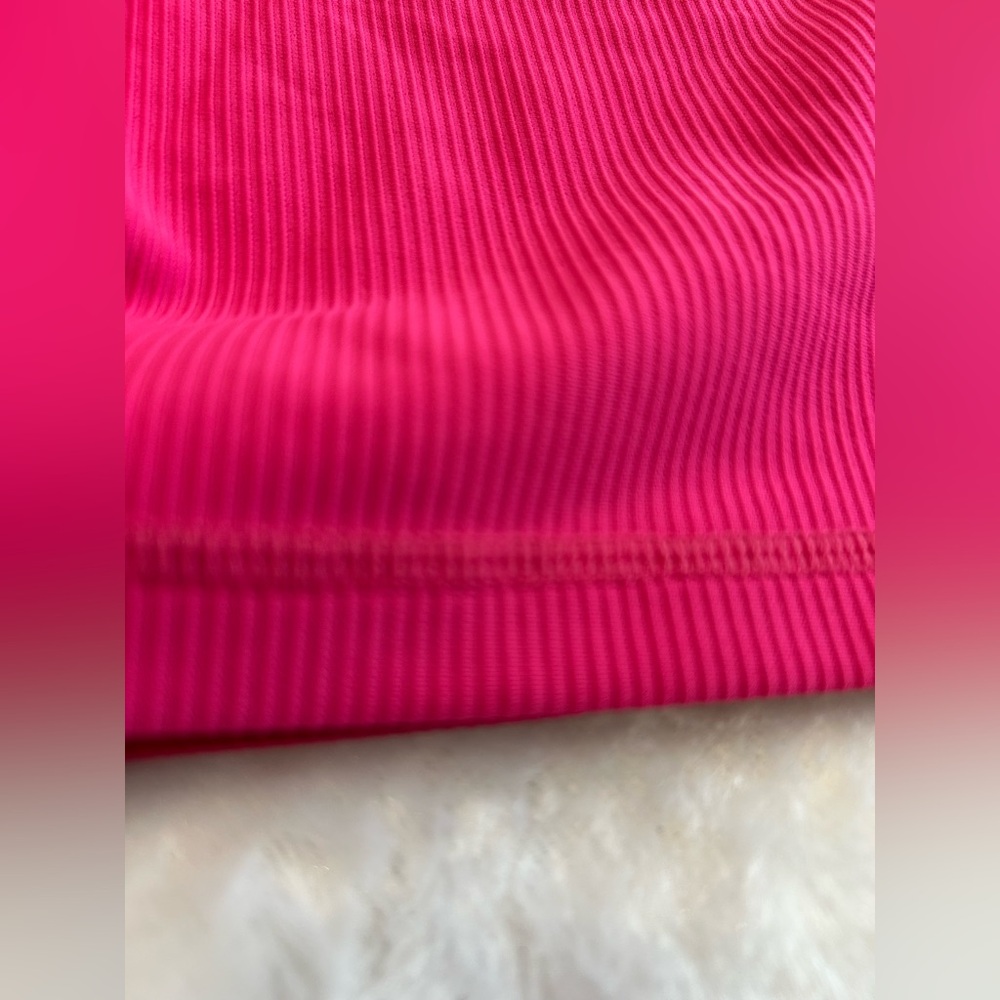 Cut the Frills Pink Biker Shorts Medium NWT - Picture 4 of 9